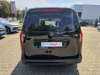 Gebraucht Mercedes T180 Style 116 PS (85 kW) 2023 Schwarz Van / Kleinbus