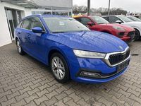 Gebraucht Skoda Octavia First Edition 150 PS (110 kW) 2022 Energy blau Kombi