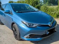Gebraucht Toyota Auris Hybrid Executive 99 PS (72 kW) 2017 Blau Limousine