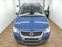 Gebraucht VW Touran 140 PS (102 kW) 2009 Blau Van / Kleinbus