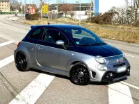 Gebraucht Abarth 695 180 PS (132 kW) 2018 Blau Kleinwagen