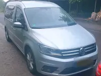 Gebraucht VW Caddy Maxi 140 PS (102 kW) 2016 Silber Van / Kleinbus