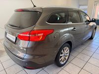 Używany Ford Focus Titanium 120 KM (88 kW) 2016 Szary Sedan/Limuzyna
