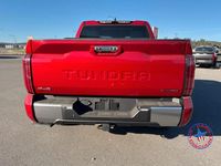 Neu Toyota Tundra 436 PS (320 kW) 2025 Supersonic red Pickup