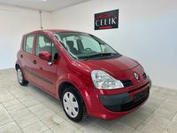 Gebraucht Renault Modus 75 PS (55 kW) 2010 Rot Van / Kleinbus