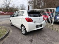 Gebraucht Mitsubishi Space Star 80 PS (58 kW) 2013 Weiß Kleinwagen