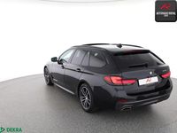 Gebraucht BMW 530 M Sport 252 PS (185 kW) 2020 Saphirschwarz Kombi