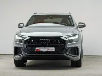 Gebraucht Audi Q8 Competition 340 PS (250 kW) 2023 Nardograu SUV