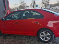 Gebraucht Skoda Rapid Active 86 PS (63 kW) 2014 Rot Limousine