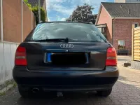 Gebraucht Audi A4 98 PS (72 kW) 1998 Blau Kombi