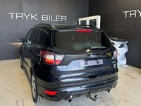 Gebraucht Ford Kuga ST-Line 150 PS (110 kW) 2017 Schwarz SUV