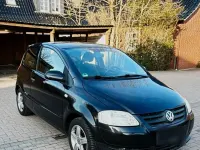 Gebraucht VW Fox 54 PS (39 kW) 2010 Schwarz Kleinwagen