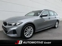 Gebraucht BMW 320 190 PS (139 kW) 2024 Skyscraper grau Kombi