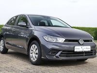 Gebraucht VW Polo 80 PS (58 kW) 2022 Rauchgrau (metallic) Limousine
