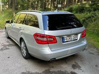 Gebraucht Mercedes E350 Avantgarde 231 PS (169 kW) 2010 Silber Kombi