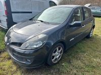 Gebraucht Renault Clio II Expression 110 PS (80 kW) 2009 Schwarz Kleinwagen