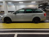 Gebraucht Skoda Octavia RS 184 PS (135 kW) 2016 Seda steel/steel grau Kombi