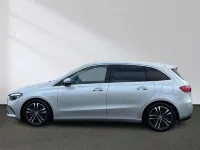 Gebraucht Mercedes B200 Advanced 163 PS (119 kW) 2025 Silber Kleinwagen