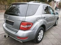 Gebraucht Mercedes ML350 211 PS (155 kW) 2010 Silber SUV
