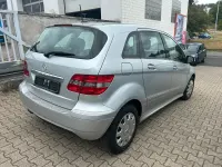 Gebraucht Mercedes B170 116 PS (85 kW) 2009 Silber Van / Kleinbus
