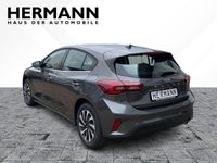 Gebraucht Ford Focus Titanium 125 PS (91 kW) 2025 Magnetic metallic (pn4dq) (gr Limousine