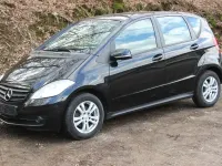 Gebraucht Mercedes A160 82 PS (60 kW) 2009 Kosmosschwarz  metalliclack Kleinwagen