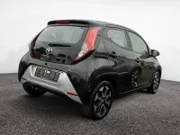 Gebraucht Toyota Aygo X-play 72 PS (52 kW) 2020 Schwarz Kleinwagen