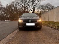 Gebraucht Opel Astra GTC 140 PS (102 kW) 2009 Schwarz Coupé