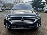 Gebraucht VW Touareg Elegance 231 PS (169 kW) 2023 Schwarz SUV