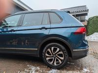 Gebraucht VW Tiguan Active 150 PS (110 kW) 2021 Blau SUV