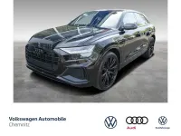 Gebraucht Audi Q8 Competition 286 PS (210 kW) 2023 0e mythosschwarz metallic SUV