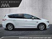 Gebraucht Ford S-MAX Titanium 190 PS (139 kW) 2022 Weiß Van / Kleinbus