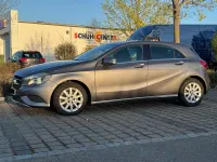 Gebraucht Mercedes A180 122 PS (89 kW) 2014 Grau Kleinwagen
