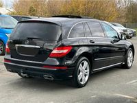 Gebraucht Mercedes R350 211 PS (155 kW) 2011 Schwarz Kombi