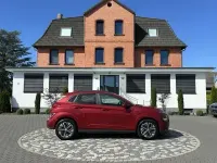 Gebraucht Hyundai Kona Trend 150 kW (204 PS) 2022 Sunset red / mic SUV