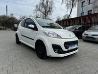 Gebraucht Peugeot 107 Active 68 PS (50 kW) 2012 Weiß Kleinwagen