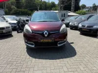 Gebraucht Renault Scénic III Initiale Paris 110 PS (80 kW) 2014 Rot Limousine