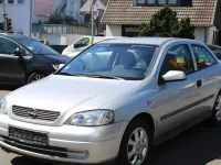 Gebraucht Opel Astra Selection 84 PS (61 kW) 2001 Silber Limousine