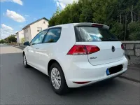 Gebraucht VW Golf VII 86 PS (63 kW) 2015 Weiß Limousine