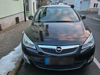 Gebraucht Opel Astra 140 PS (102 kW) 2010 Schwarz Kleinwagen