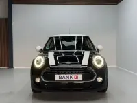 Käytetty Mini Cooper D Pepper 116 HP (85 kW) 2018 Musta Viistoperä