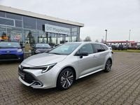 Nowe Toyota Corolla 190 KM (139 kW) 2026 Srebrny Kombi