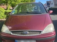 Second-hand Ford Galaxy 131 CP (96 kW) 2004 Roșu Monovolum