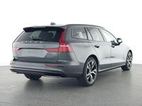 Gebraucht Volvo V60 Plus 197 PS (144 kW) 2025 Gruen Kombi