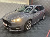 gebraucht Ford Focus Turnier ST*RECARO*-R.KAM-NAVI-SHZ-TEMP-18"