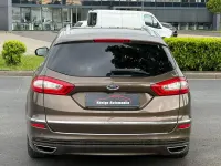 Gebraucht Ford Mondeo Vignale 179 PS (131 kW) 2016 Braun Kombi