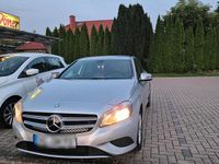 Gebraucht Mercedes A180 122 PS (89 kW) 2014 Grau Kleinwagen