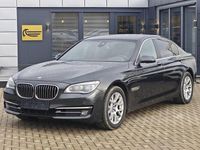 Gebraucht BMW 730 258 PS (189 kW) 2015 Grau Limousine