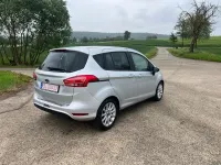 Używany Ford B-MAX SYNC Edition 101 KM (74 kW) 2017 Srebrny Minivan