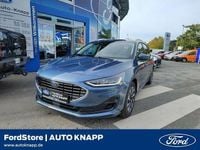 Gebraucht Ford Focus Titanium 125 PS (91 kW) 2024 Chromablau metallic Kombi
